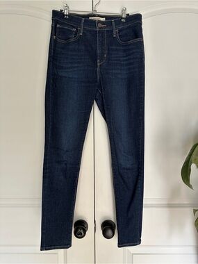 Levi's Dark Blue Skinny Jeans 27” Inseam
